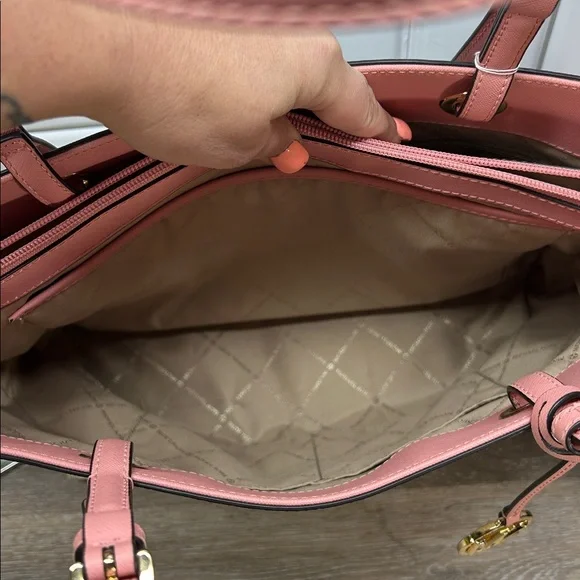 Michael Kors Pink and Beige Tote Bag - Picture 5 of 15